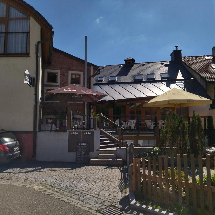 Apartmany S Vyhledem Na Zamek Vimperk Exterior photo